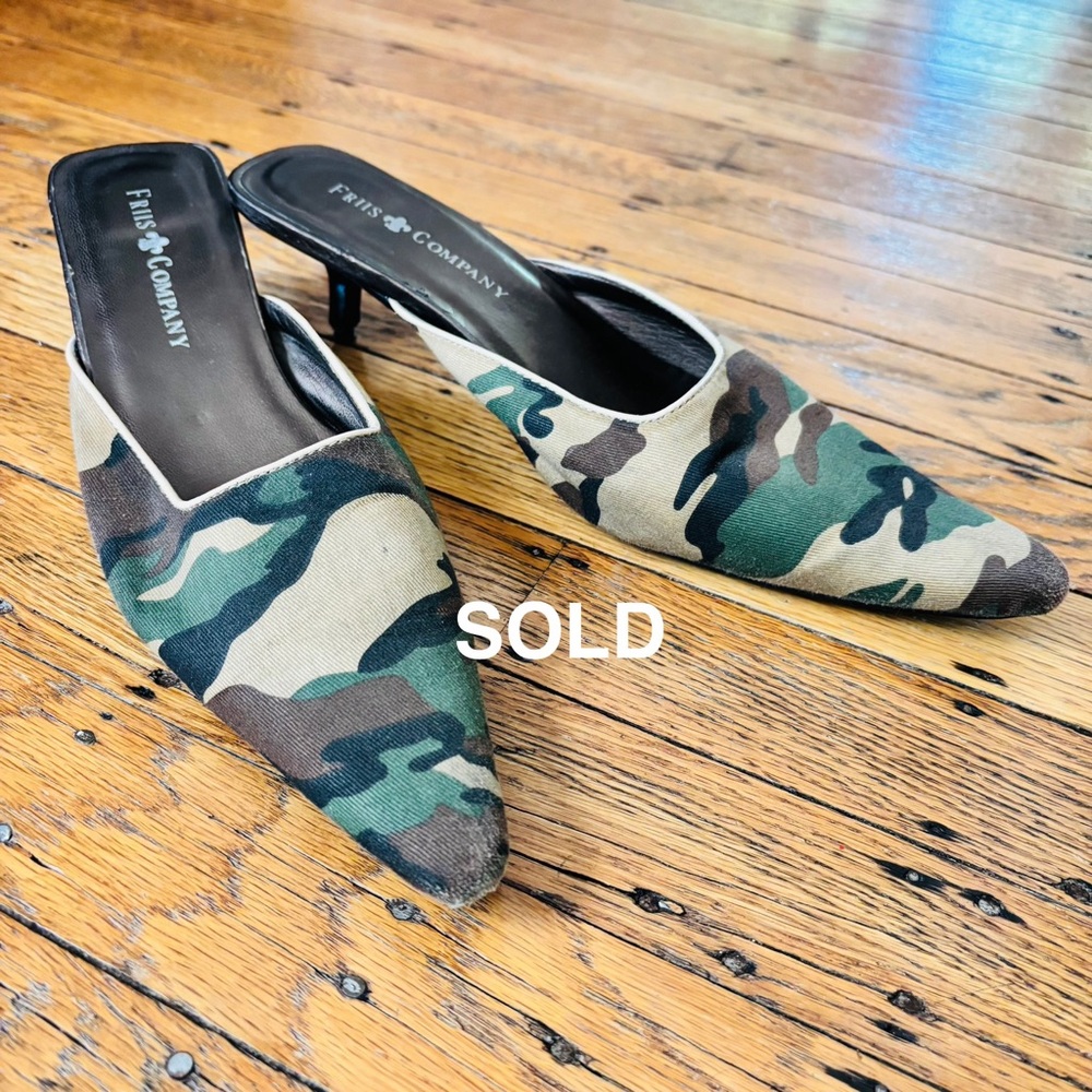 Canvas Camo-print Kitten-heel Mules